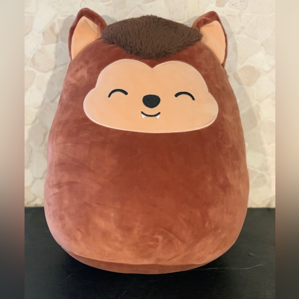 SQUISHMALLOW | Wade The Werewolf